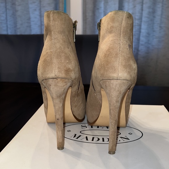 Steve Madden Booties - Picture 6 of 6